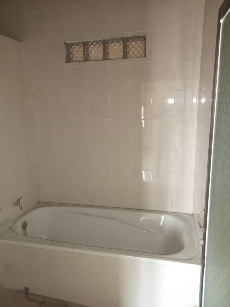 Dijual Rumah Megah Siap Huni di Jalan Medayu Utara Surabaya Timur - Thumbnail 3