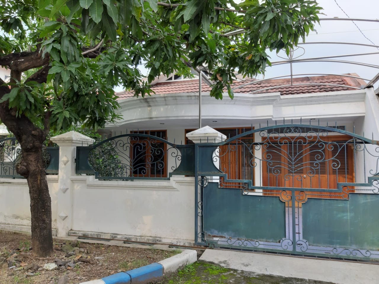 Dijual Rumah Pondok Nirwana Baruk Utara Surabaya Timur Dekat MERR - Image 1