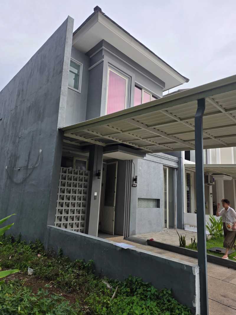 Dijual / Disewakan Rumah Minimalis Elegan di Long Beach Pakuwon City Surabaya Timur - Image 1