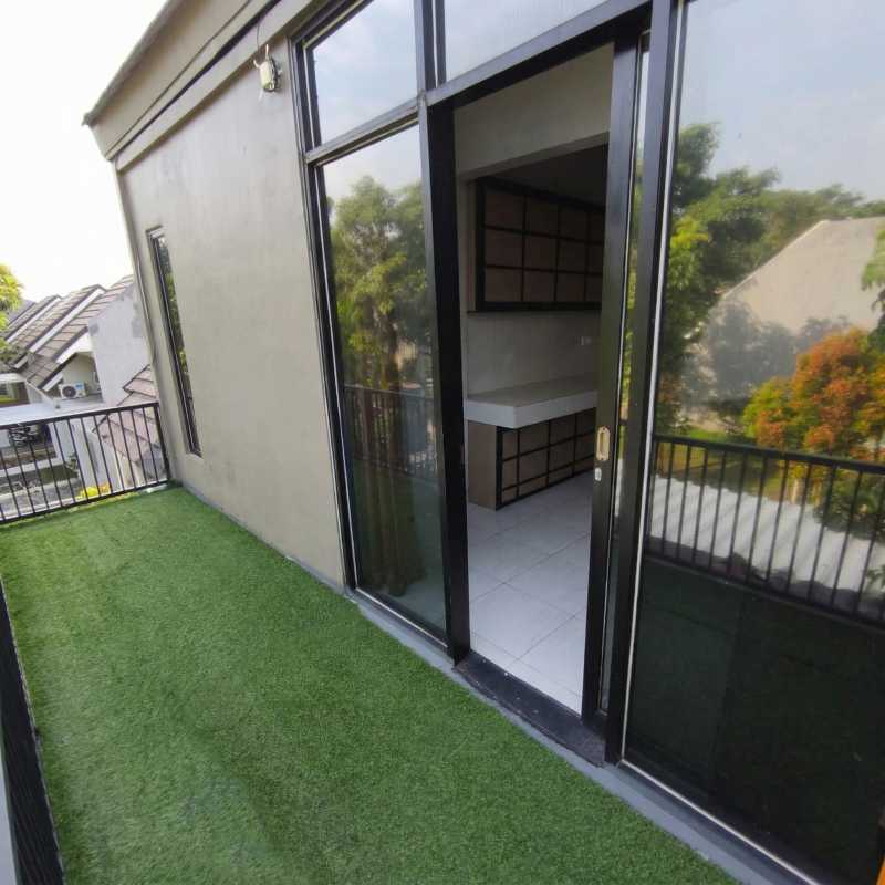 Jual Rumah Baru Renovasi 2,5 Lantai di Northwest Park Citraland Surabaya Barat - Thumbnail 3