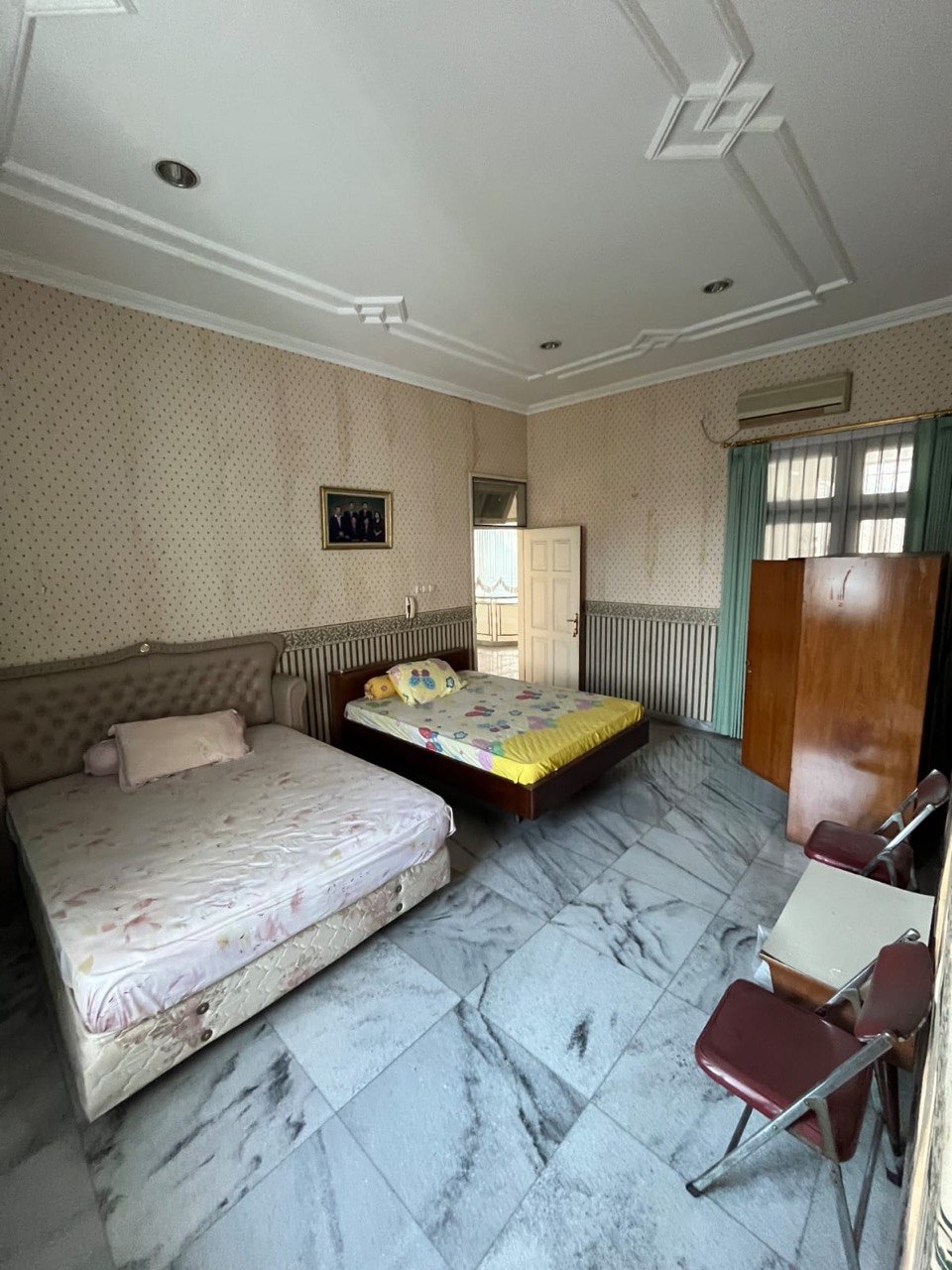 Dijual/Disewakan Rumah Mewah Classic 2 Lantai di Puri Widya Kencana Citraland Surabaya Barat - Thumbnail 3