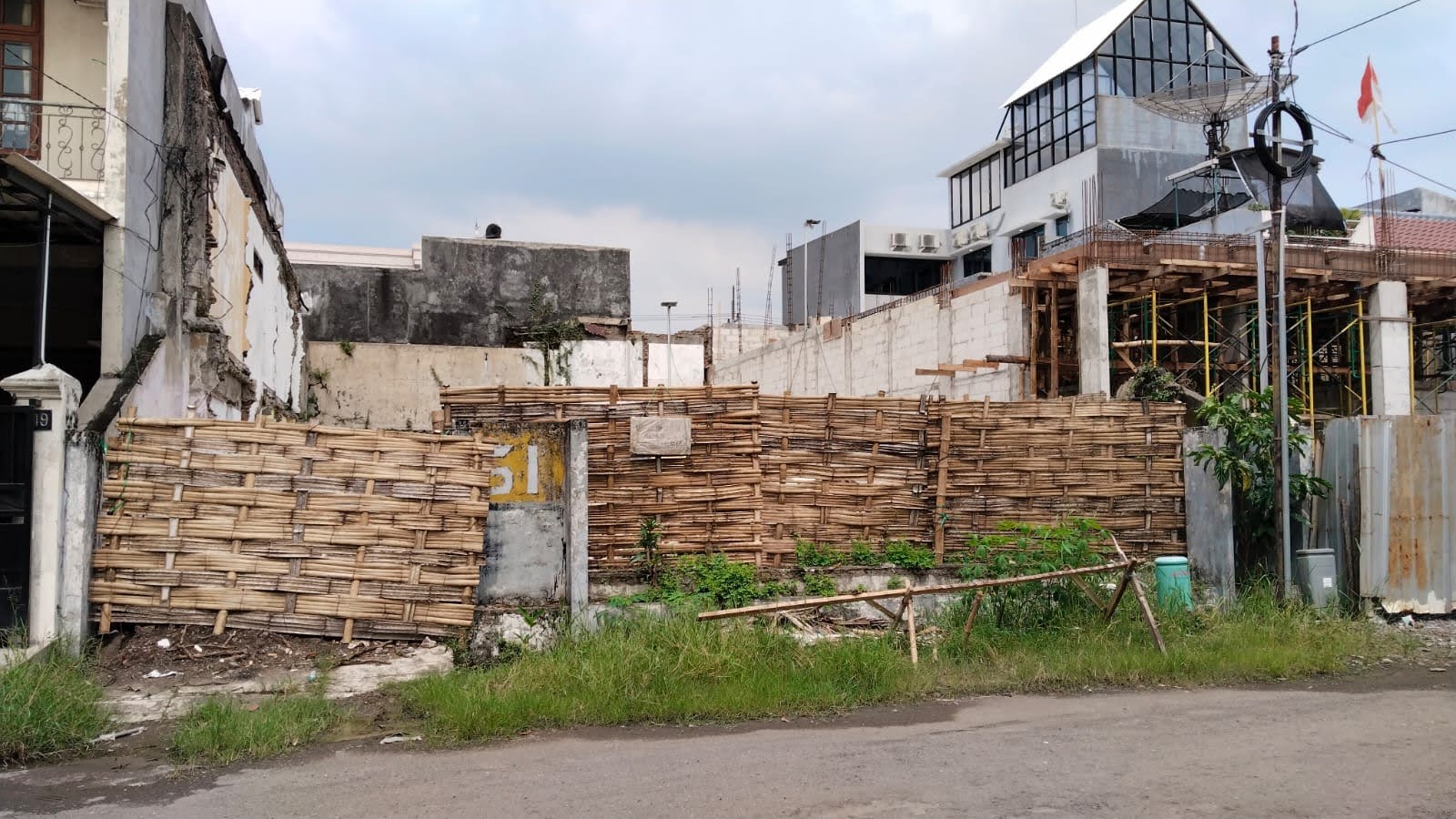 Dijual Murah Tanah Strategis di Kawasan Manyar Rejo Surabaya Timur - Image 1