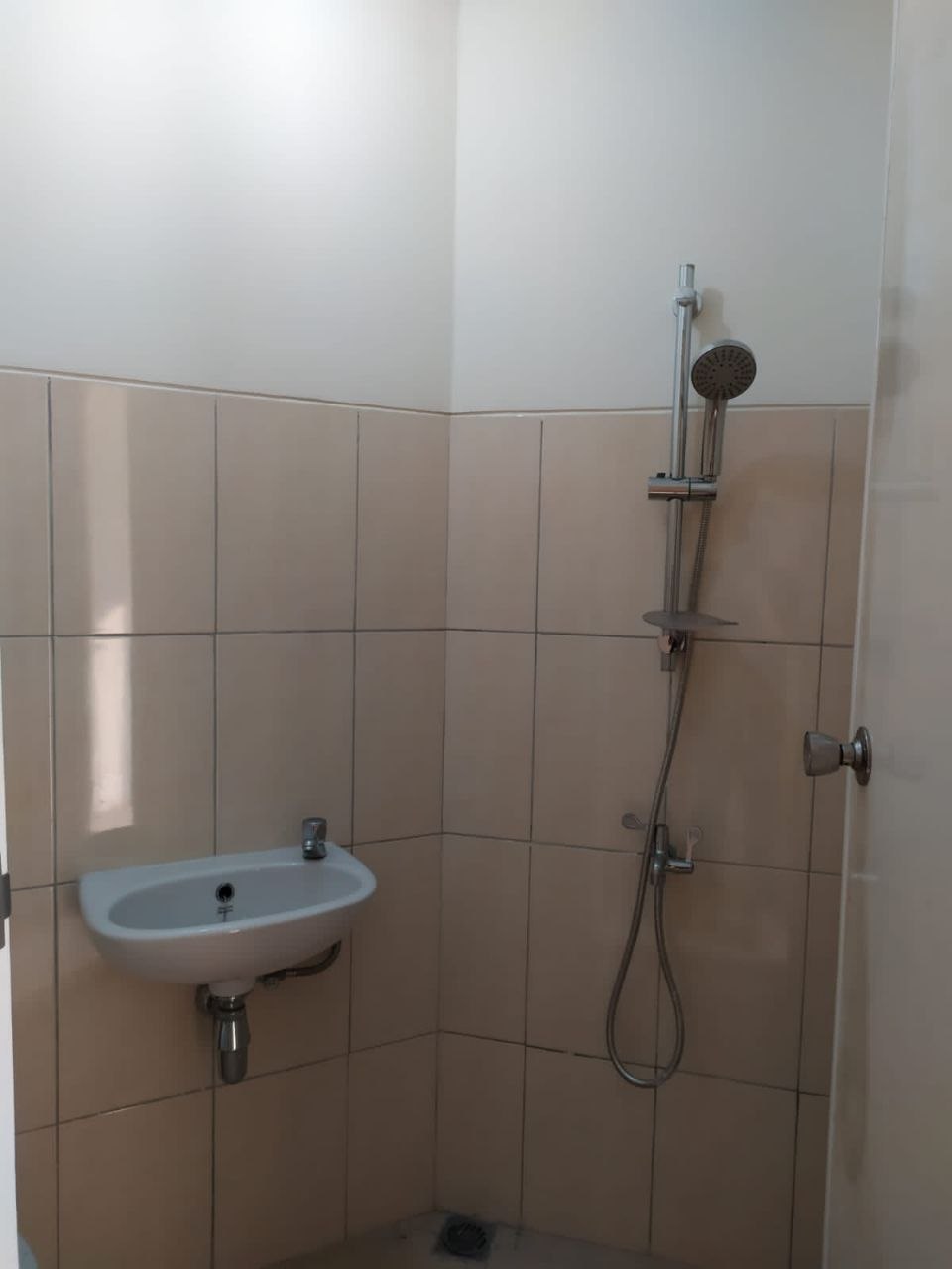 Dijual Apartemen Nyaman Kawasan Strategis di Pavilliun Permata di Surabaya Barat - Thumbnail 5