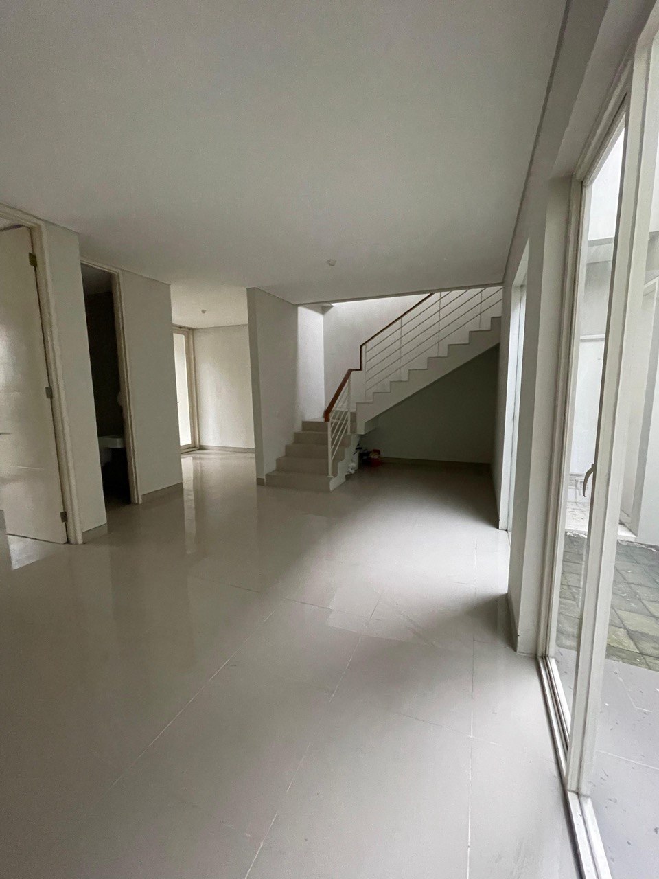 Jual Rumah Baru di Greenlake Citraland Utara Surabaya Barat - Thumbnail 6