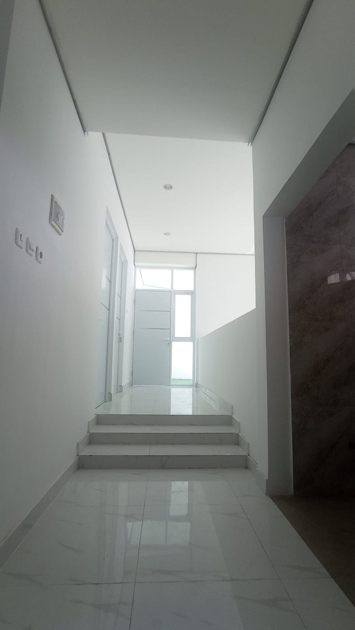 Jual Rumah Baru 2 Lantai di International Village Citraland Surabaya Barat - Thumbnail 3