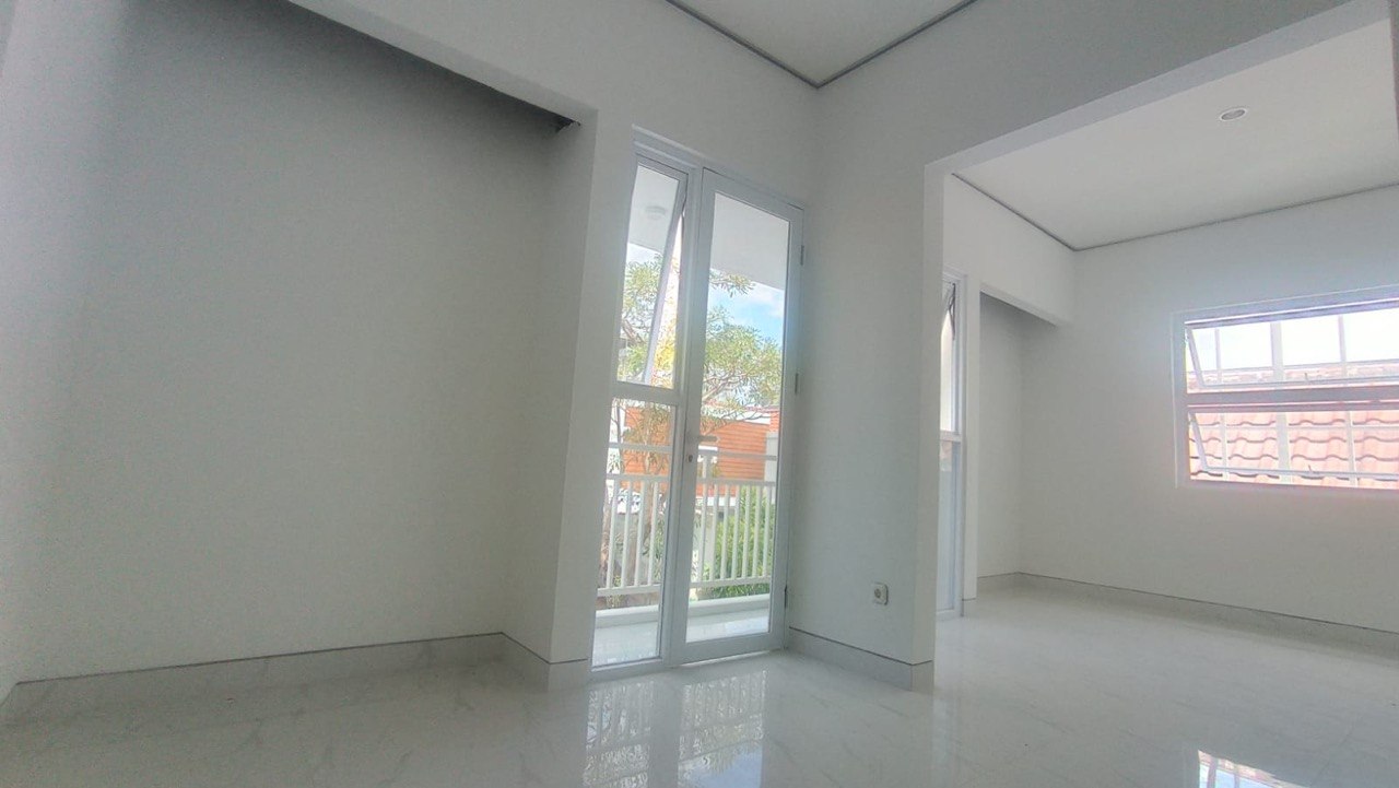 Jual Rumah Baru 2 Lantai di International Village Citraland Surabaya Barat - Thumbnail 6