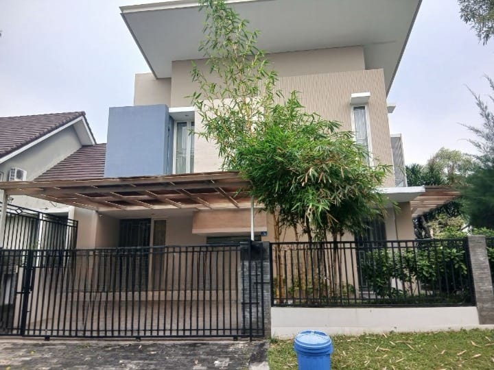 Jual Rumah 2 Lantai di Woodland Citraland Surabaya Barat - Image 1