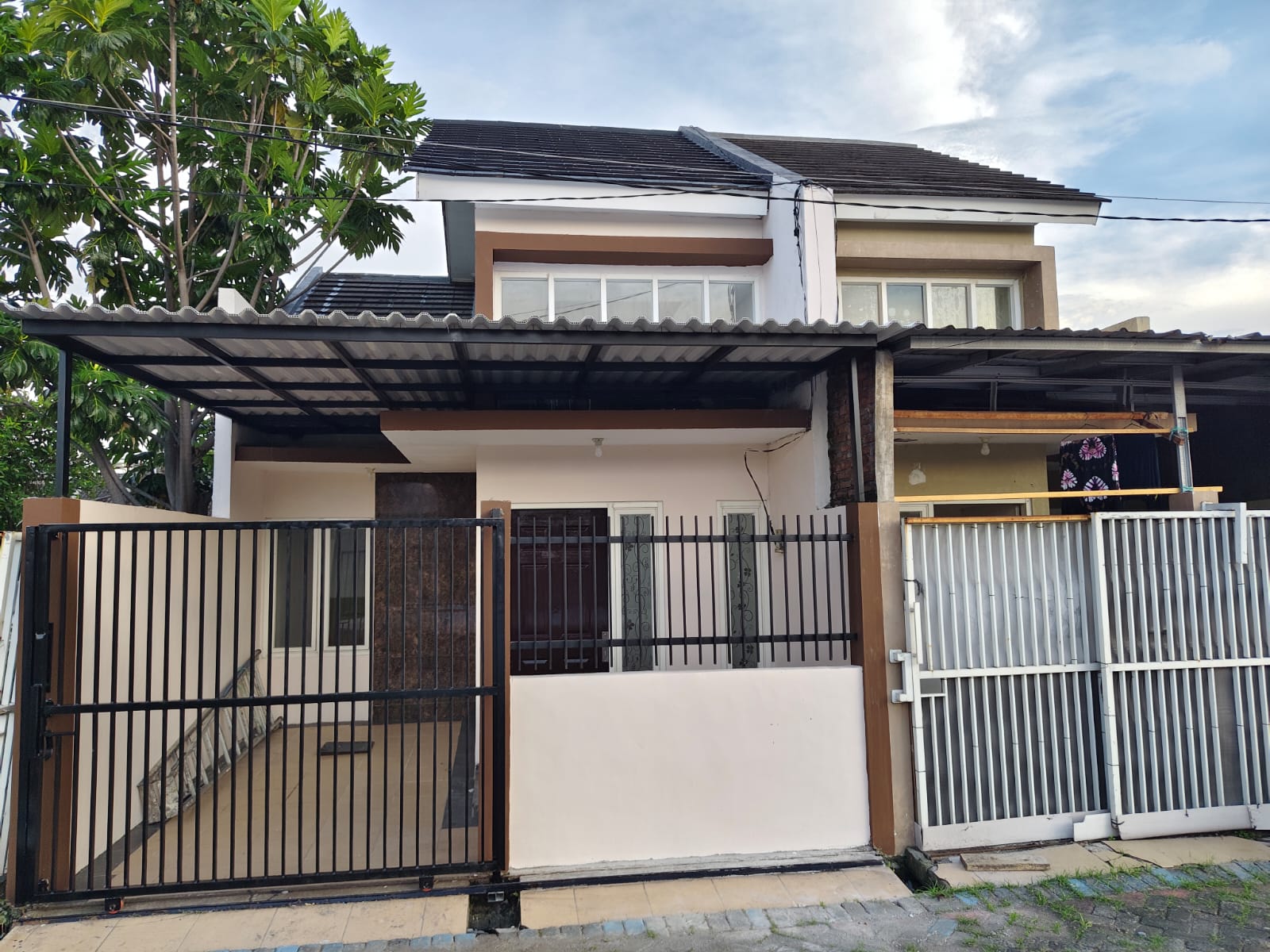 Dijual Rumah Minimalis Sangat Murah di Griya Amerta Surabaya Timur - Image 1
