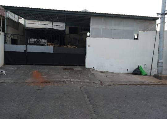 Dijual/Disewakan Gudang Luas Strategis di Perumahan Bumi Marina Emas Surabaya Timur
