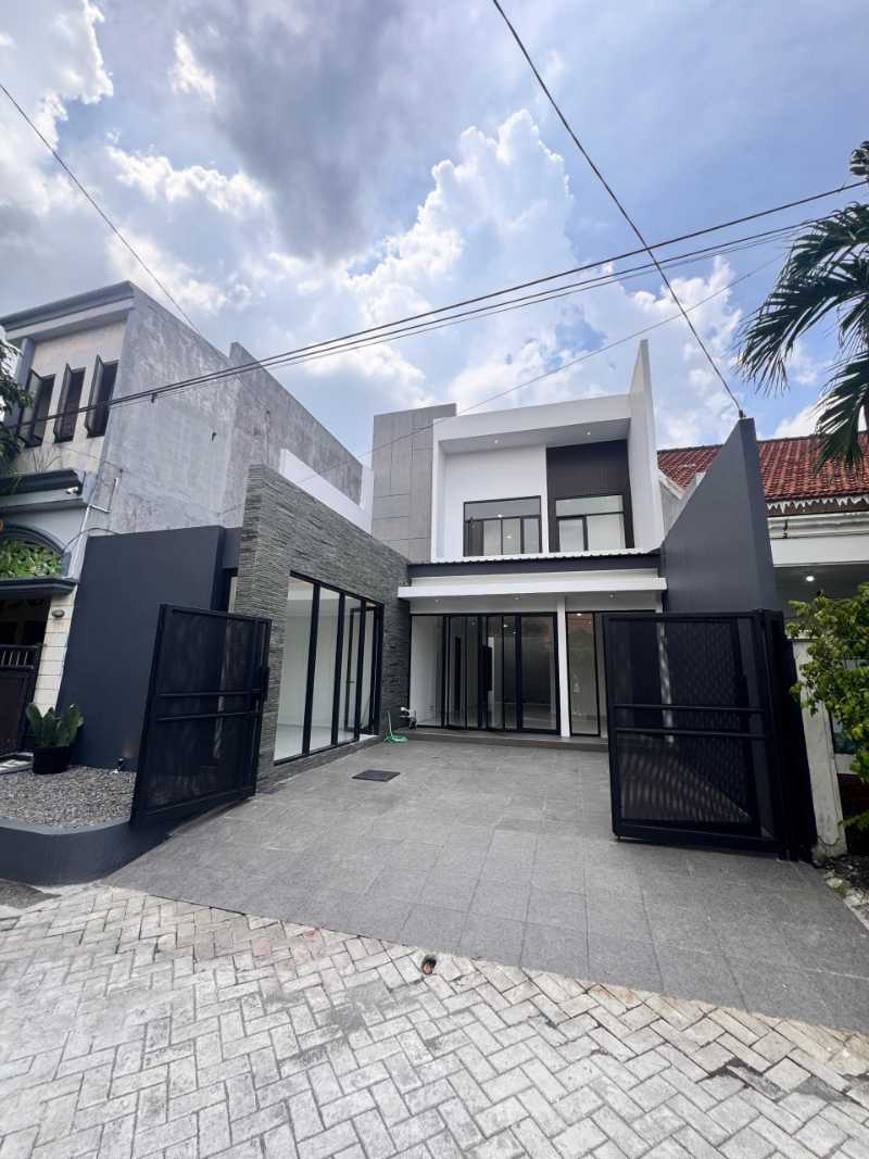 Dijual Rumah Lokasi Strategis di Pandugo Surabaya Timur - Image 1