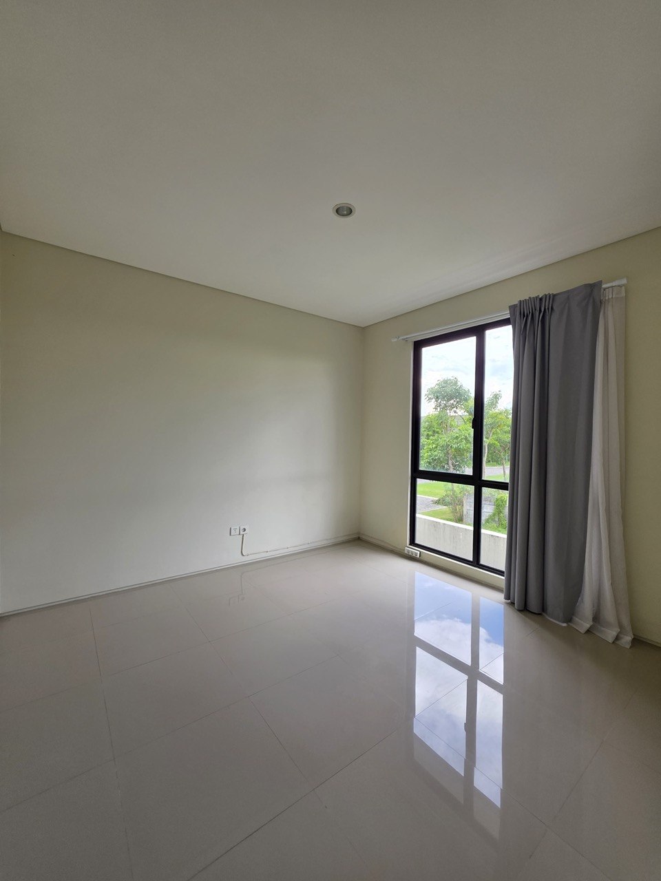 Jual Murah Rumah 2 Lantai Baru Northwest Lake Citraland Surabaya Barat - Thumbnail 6