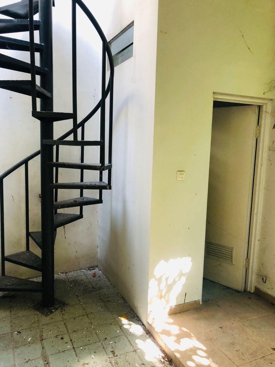 Jual Rumah 2 Lantai minimalis di Bukit Palma Lokasi Citraland Surabaya Barat - Thumbnail 7
