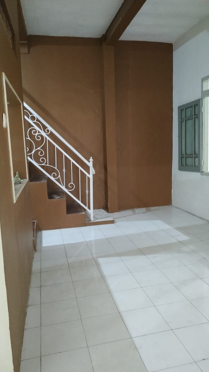 Dijual Rumah 2 Lantai Kawasan Strategis di Perumahan Merpati Juanda Sidoarjo - Thumbnail 2