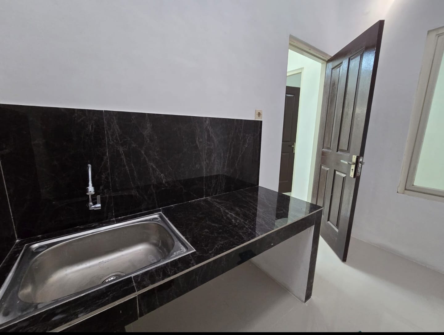 Dijual Rumah Ready Sangat Murah di Griya Amerta Surabaya Selatan - Thumbnail 4