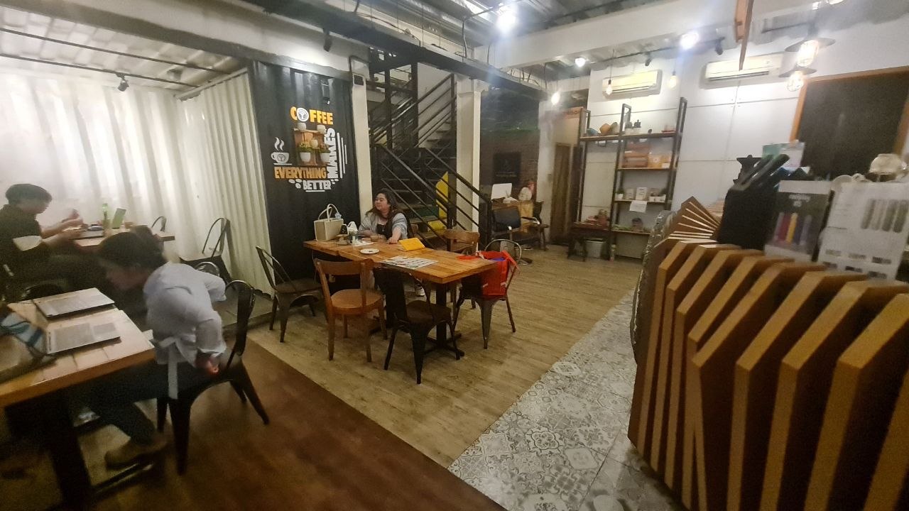 Dijual / Disewakan Ruko Strategis Cocok Untuk Usaha, Cafe, Kantor Kawasan Manyar Surabaya Timur - Thumbnail 5
