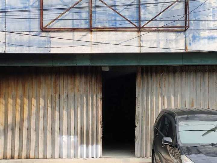 Disewakan Ruko Lokasi Strategis Sentra Bisnis Baliwerti Surabaya Pusat - Image 1