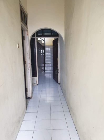 Dijual Rumah 2 Lantai Balkon Menawan di Wonokitri Surabaya Barat - Thumbnail 3
