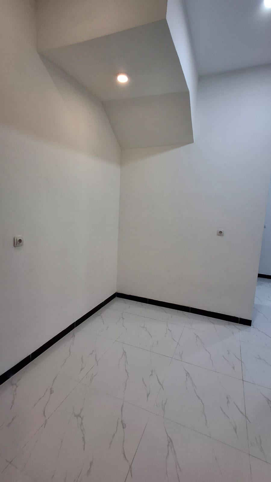 Dijual Rumah 2 Lantai Minimalis Modern di Wonosari Kidul Surabaya Selatan - Thumbnail 5