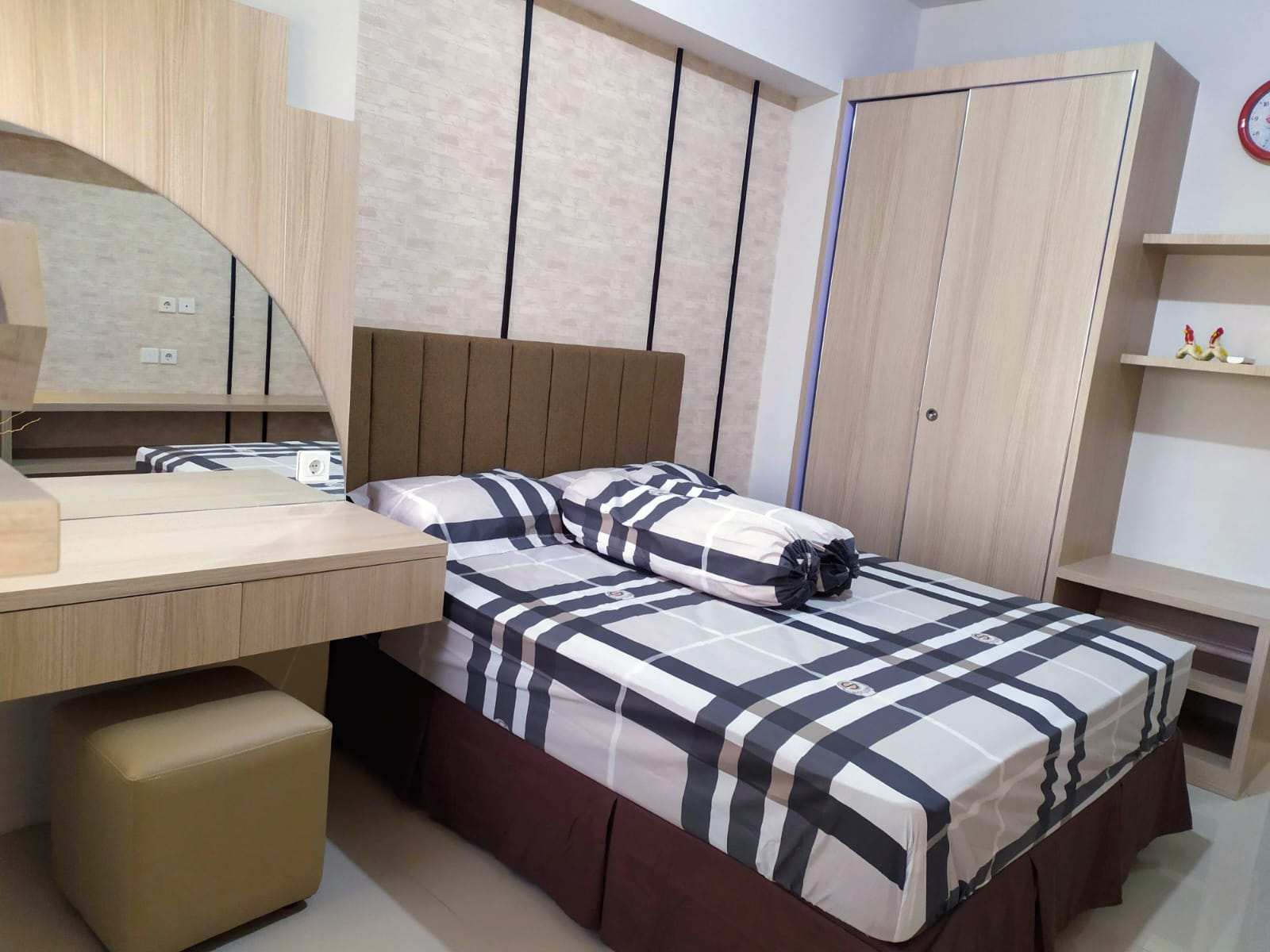 Dijual Apartemen Cornell Studio Full Furnished Depan Universitas Ciputra, Citraland, Surabaya Barat - Image 1