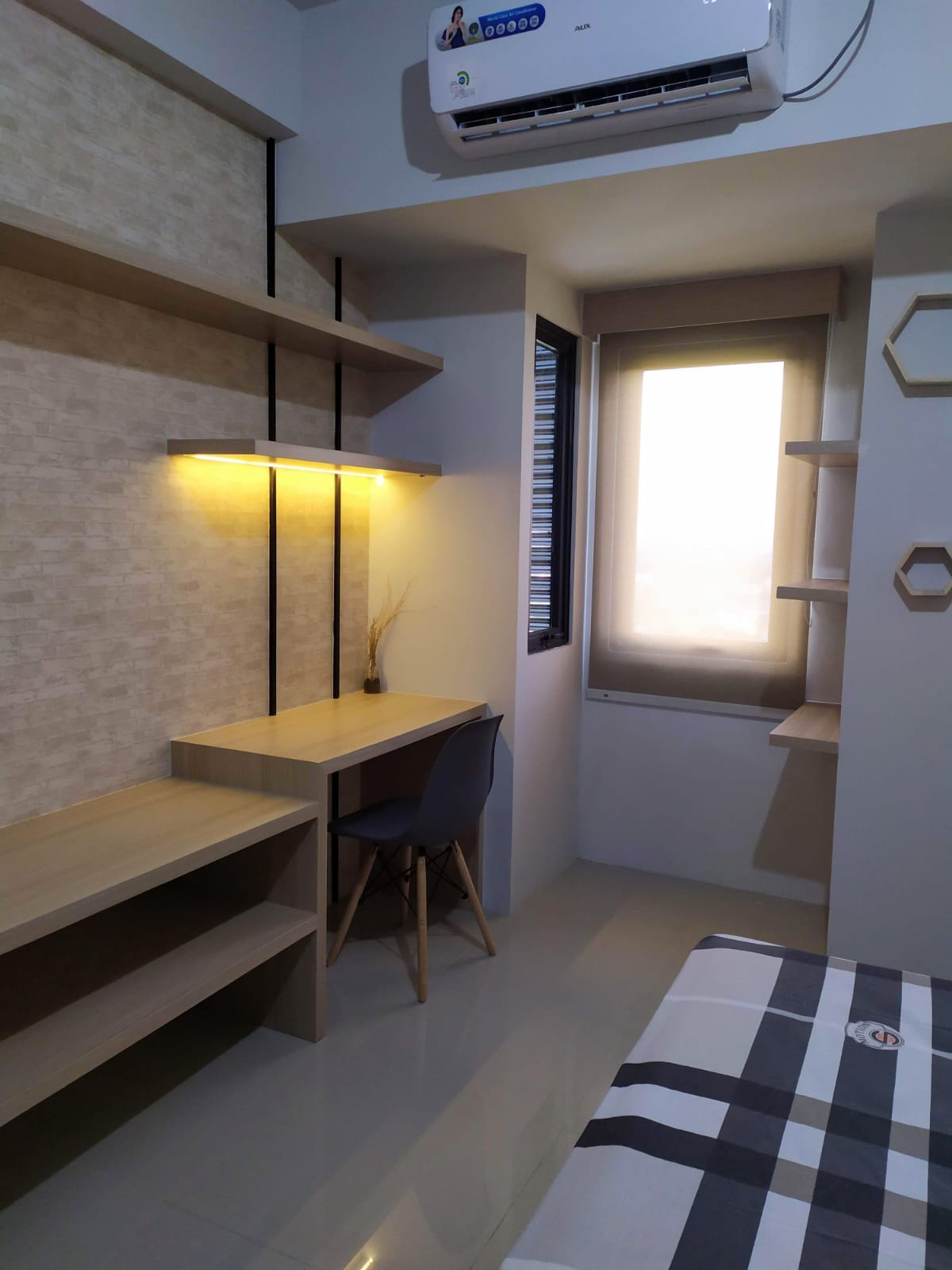 Dijual Apartemen Cornell Studio Full Furnished Depan Universitas Ciputra, Citraland, Surabaya Barat - Thumbnail 2
