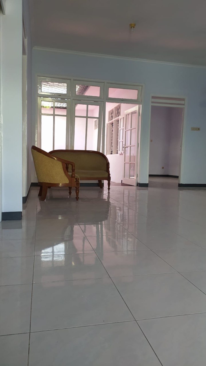 Dijual Rumah Cantik dan Nyaman di Kawasan Nirwana Eksekutif Surabaya Timur - Thumbnail 3