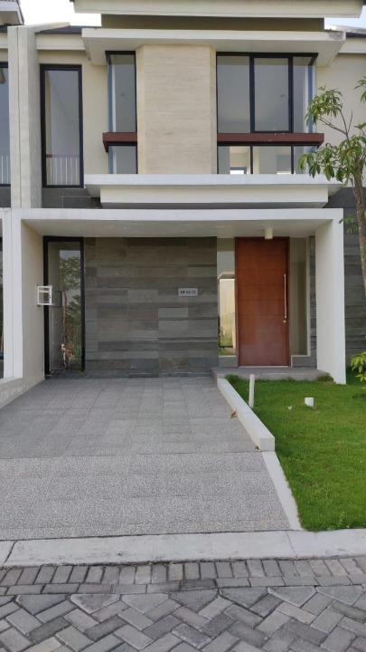 Dijual Rumah Siap Huni di Northwest Lake Citraland Surabaya Barat - Image 1