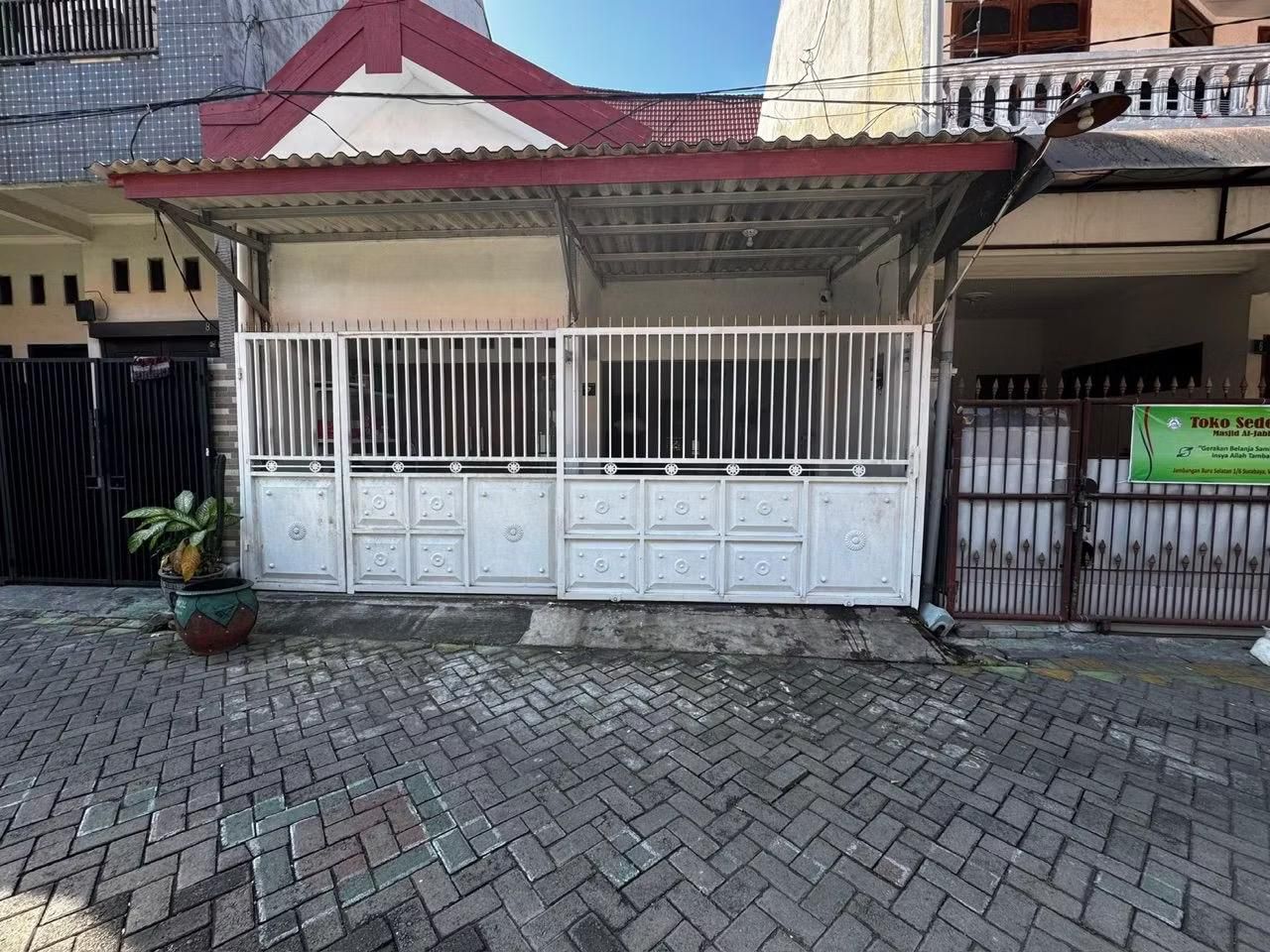 Dijual Rumah Siap Huni di Jambangan Surabaya Selatan - Image 1