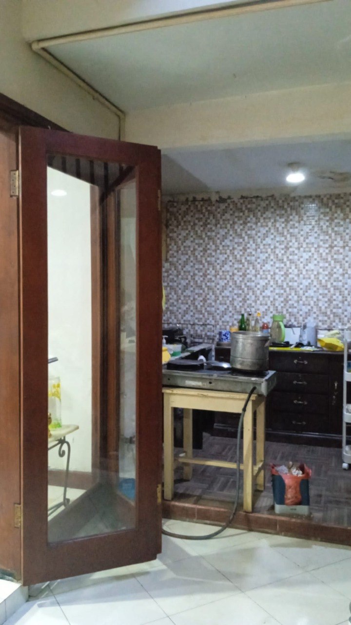Dijual Rumah 2 Lantai di Kawasan Darmo Indah Asri, Surabaya Barat. - Thumbnail 4