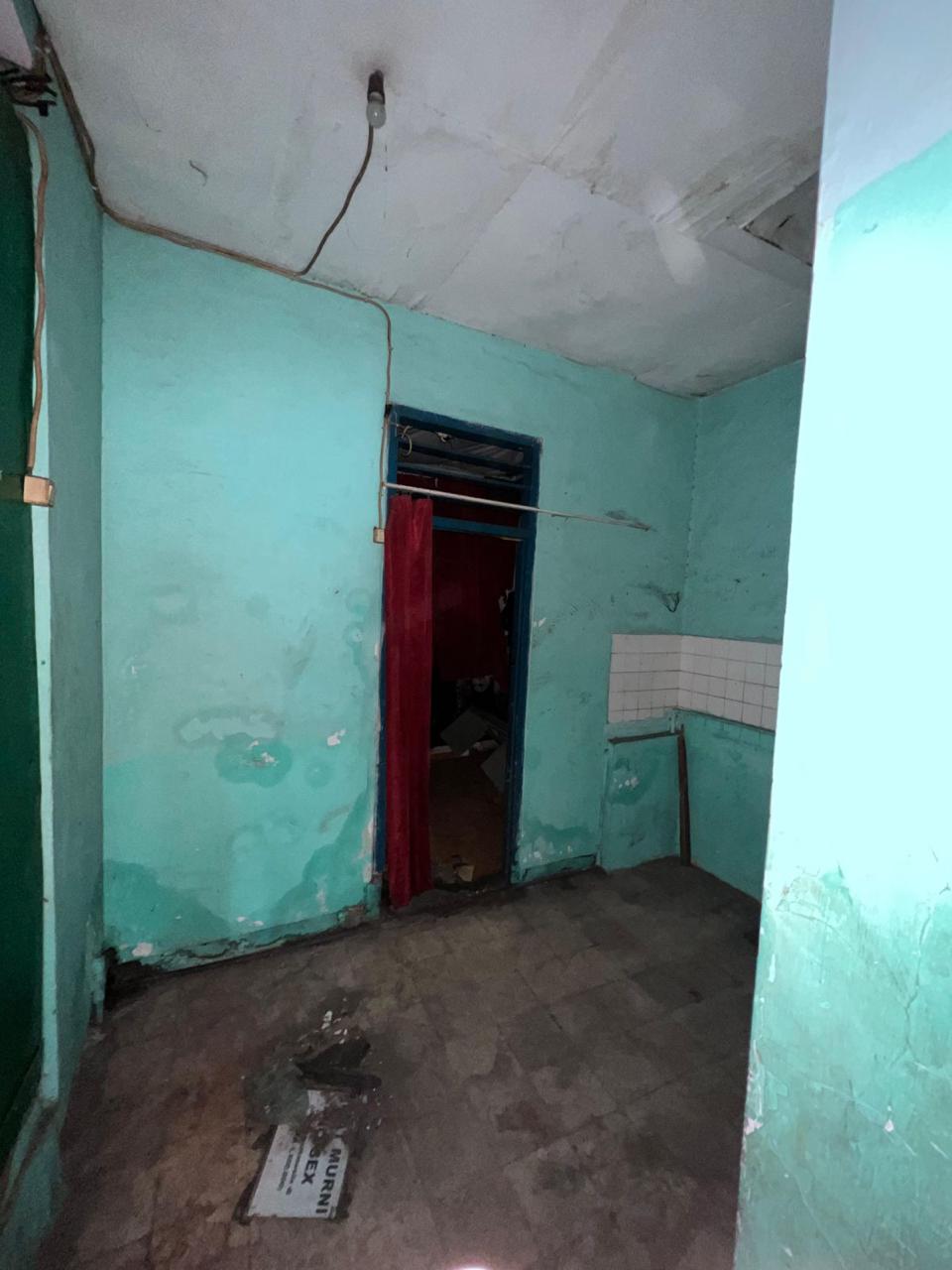 Dijual/Disewakan Rumah Nyaman 3 BR Kawasan Hunian Strategis Darmo Indah Sari, Surabaya Barat - Thumbnail 3