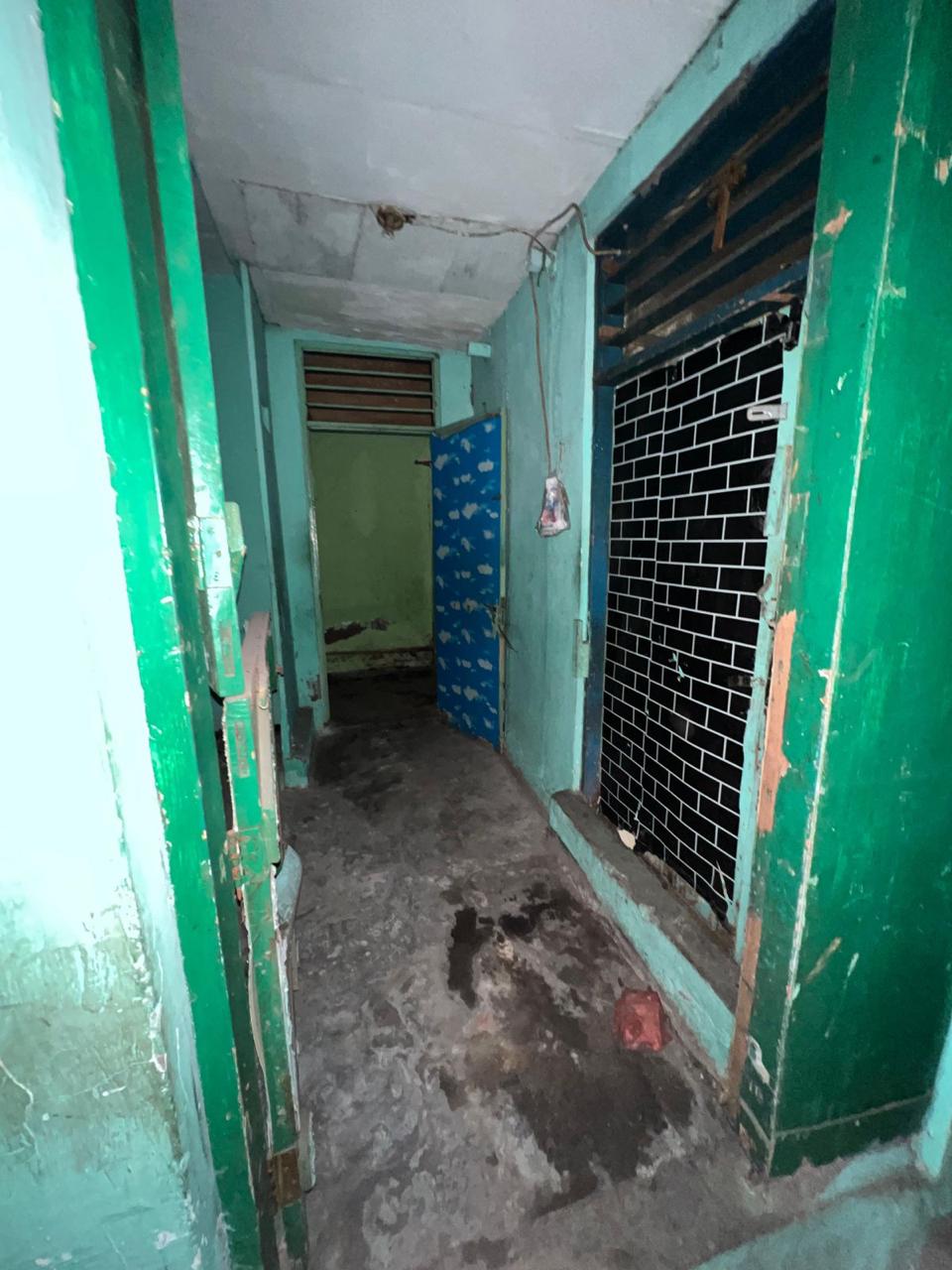 Dijual/Disewakan Rumah Nyaman 3 BR Kawasan Hunian Strategis Darmo Indah Sari, Surabaya Barat - Thumbnail 4