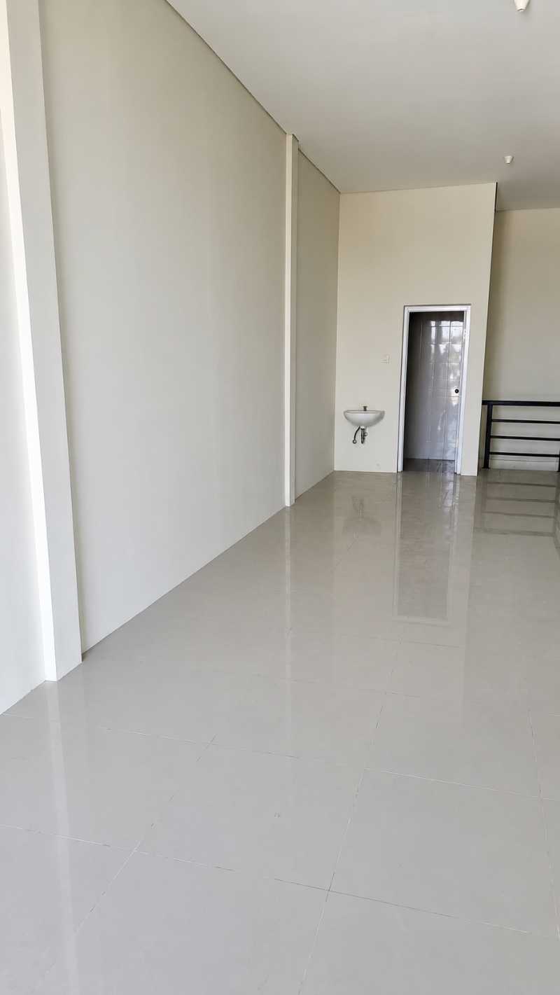 Dijual/Disewakan Ruko 4 Lantai Strategis Tengah Kota di Jl. Prapanca, Surabaya Selatan - Thumbnail 2