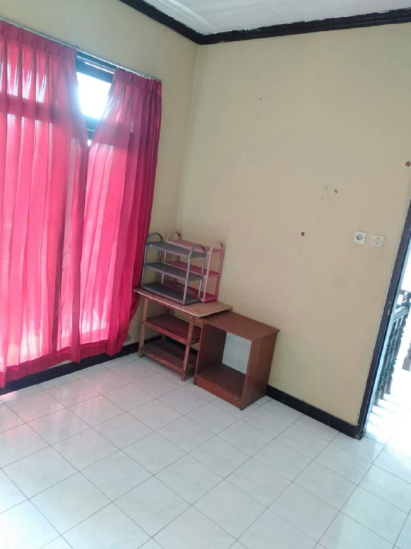 Dijual Rumah 2 Lantai Lokasi Super Strategis di Wisma Bungurasih, Waru, Sidoarjo - Thumbnail 2