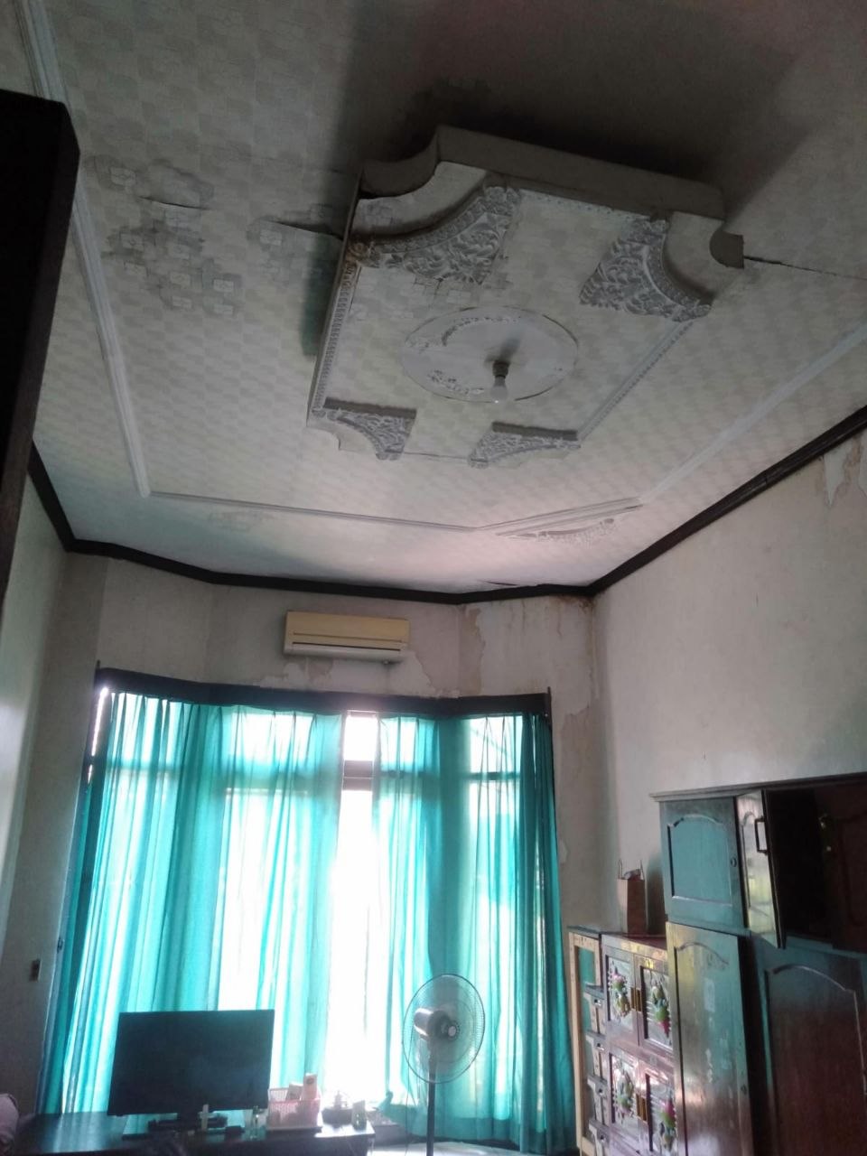 Dijual Rumah 2 Lantai Lokasi Super Strategis di Wisma Bungurasih, Waru, Sidoarjo - Thumbnail 4