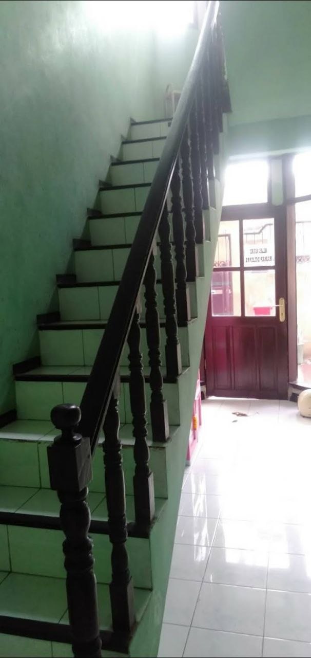 Dijual Rumah 2 Lantai Lokasi Super Strategis di Wisma Bungurasih, Waru, Sidoarjo - Thumbnail 5