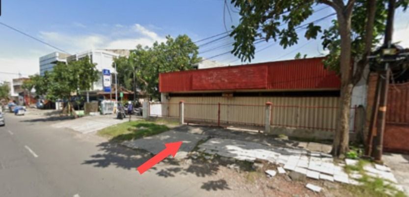 Jual Murah Lelang Rumah Usaha Lokasi Komersil Strategis di Barata Jaya Surabaya Timur - Image 1