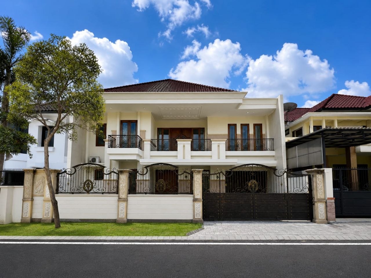 Dijual Rumah Mewah Premium di International Village Citraland Surabaya Barat