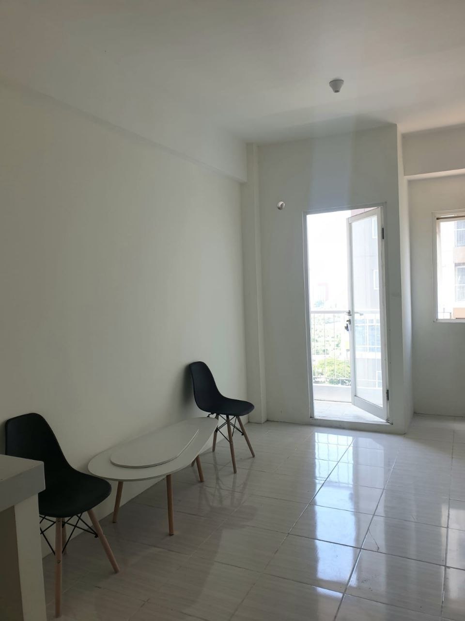 Disewakan Apartemen Semi Furnish di Puncak Dharmahusada Surabaya Timur - Thumbnail 4