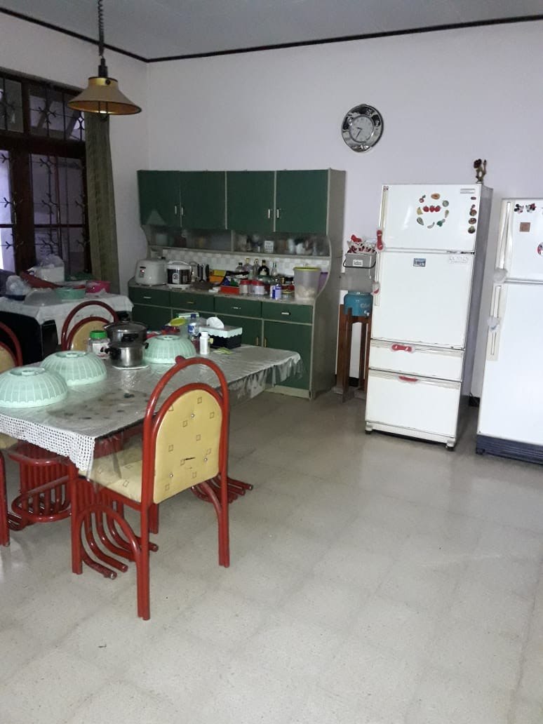 Dijual Rumah Lokasi Strategis Siap Huni di Wilayah Darmo Harapan Surabaya Barat - Thumbnail 7