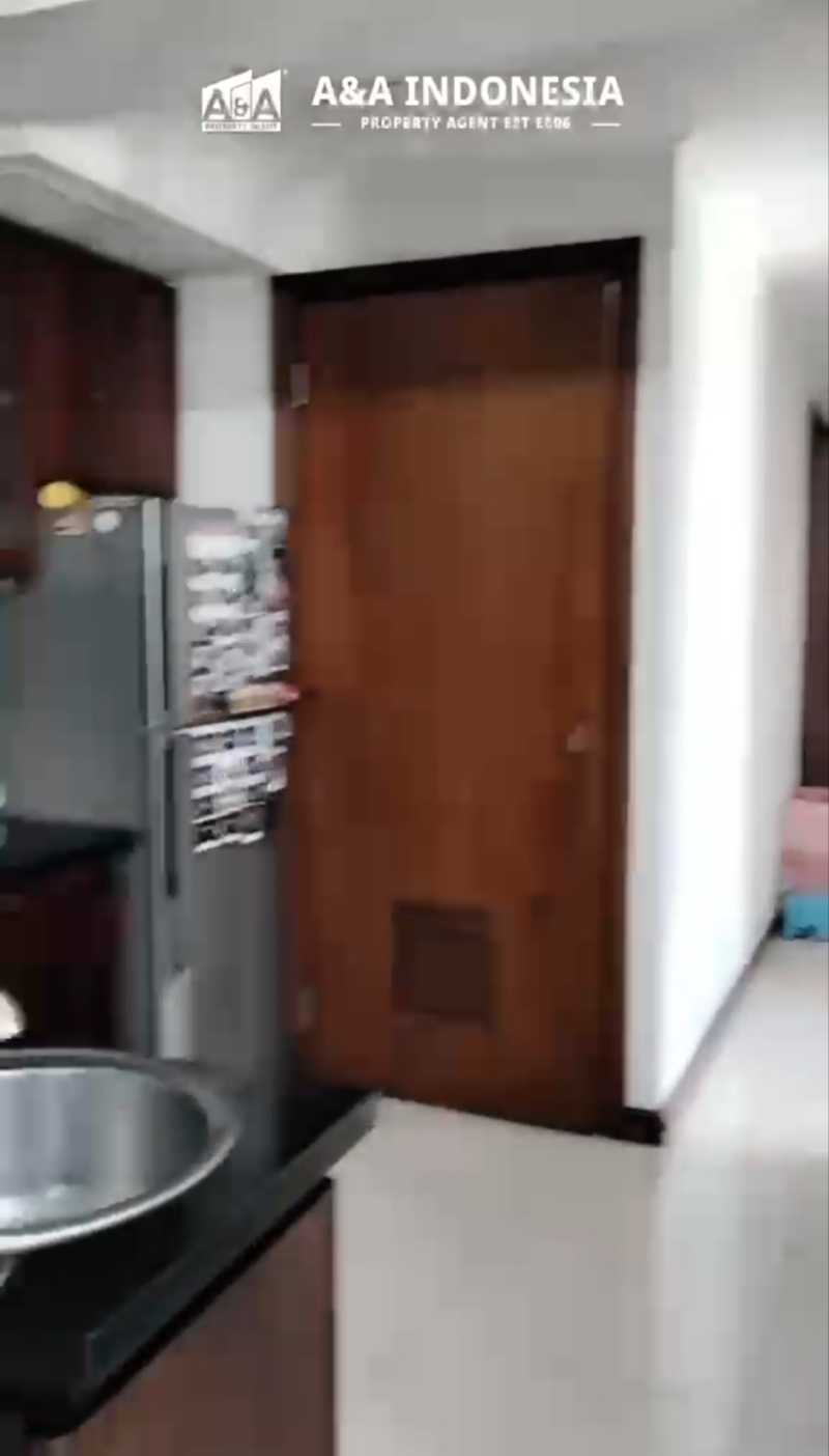 Dijual Cepat Apartemen Waterplace 3BR – Pakuwon Indah Surabaya Barat - Thumbnail 2