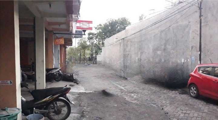 Dijual Ruko 2 Lantai Strategis Siap Buat Usaha di Kawasan Jemur Andayani Surabaya Selatan - Thumbnail 7
