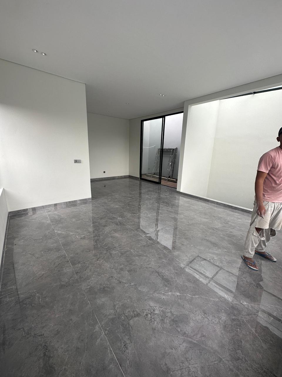Dijual Rumah Baru Gress Modern Minimalis Dharmahusada Mas Surabaya Timur - Thumbnail 2
