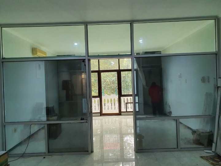 Disewakan Ruko 2 Lantai Strategis Cocok Buat Usaha di Wilayah Darmo Park Jalan Mayjen Sungkono Surabaya Barat - Thumbnail 2