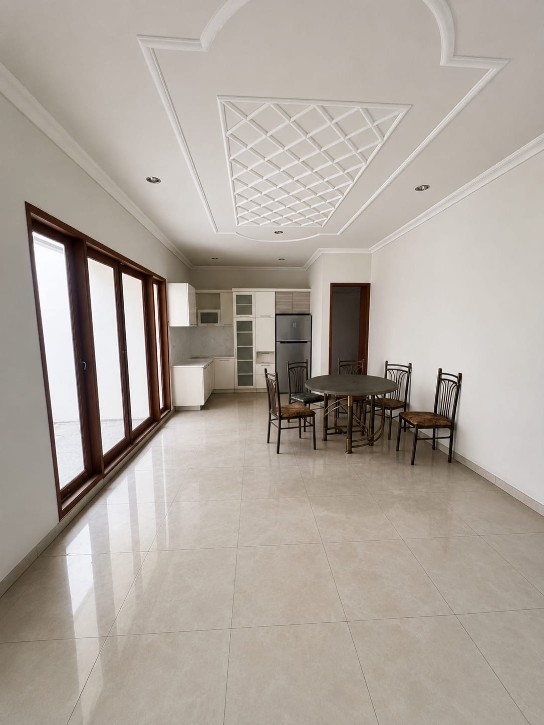 Dijual Rumah Siap Huni Raya International Village Citraland Surabaya Barat - Thumbnail 3