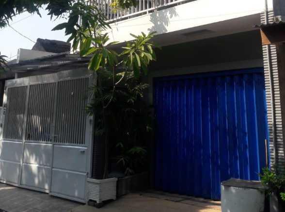 DIJUAL Rumah 2 Lantai Semi Furnished, Fasilitas Lengkap – Graha Asri, Sukodono, Sidoarjo