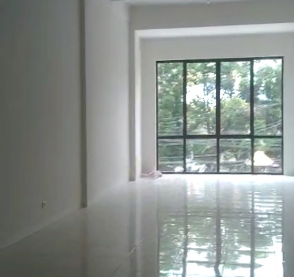 DIJUAL/DISEWA Ruko Baru Gress 3 Lantai, Nol Jalan Raya Ramai – Manukan Tama, Tandes, Surabaya Barat - Thumbnail 2