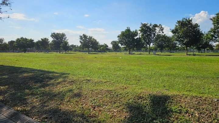 Dijual 2 Tanah Kavling Premium Luas Strategis di Wilayah Grand Pakuwon Grand Pakuwon Canberra Surabaya Barat - Thumbnail 3