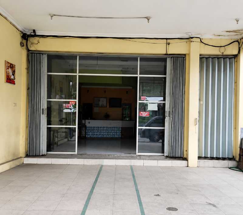 Dijual / Disewakan Ruko Lokasi Nol Jalan Raya Kembar Sememi Jaya Benowo Surabaya Barat
