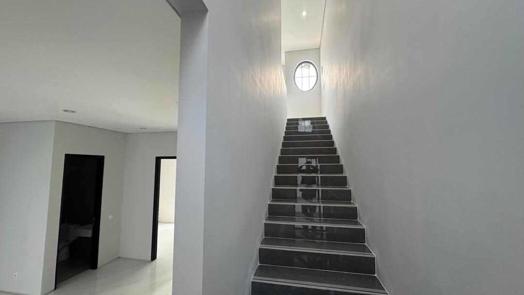 Dijual Rumah Baru Modern di Citra Garden Cluster Lakeside, Sidoarjo - Thumbnail 3