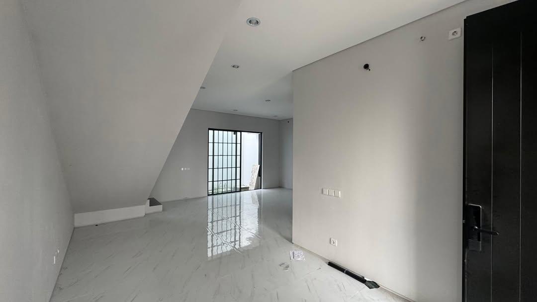 Dijual Rumah Baru Modern di Citra Garden Cluster Lakeside, Sidoarjo - Thumbnail 5
