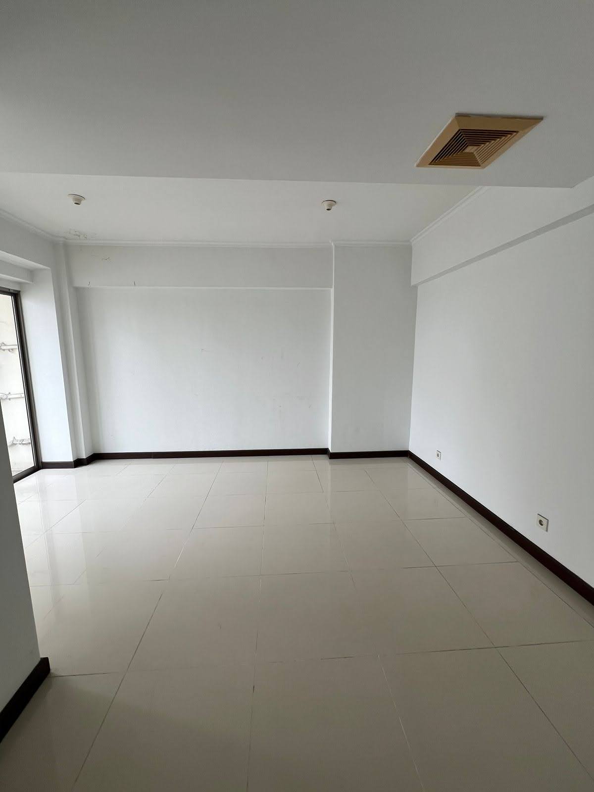 Jual Unit Apartemen 2 BR di Waterplace Pakuwon Indah Surabaya Barat - Thumbnail 2